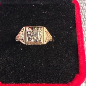 14k gold Filigree ring size 6 with 0.10 white Diamond